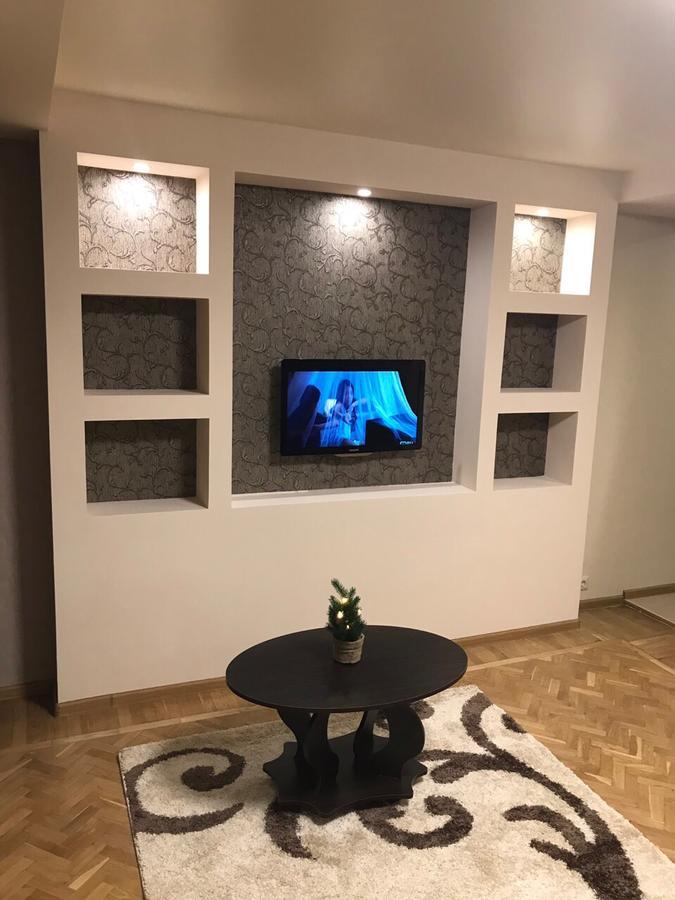 Studio apartment Kyiv Exterior foto